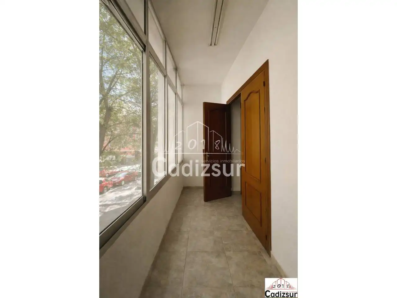 Wohnung zum Verkauf in Cádiz mit Klimaanlage und Terrasse