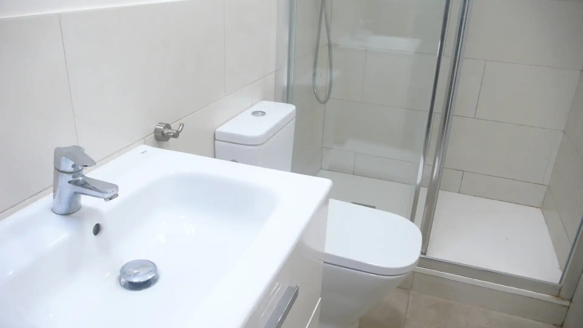 Bany de Pis en venda en Barcelona amb Aire condicionat, Parquet i Forn