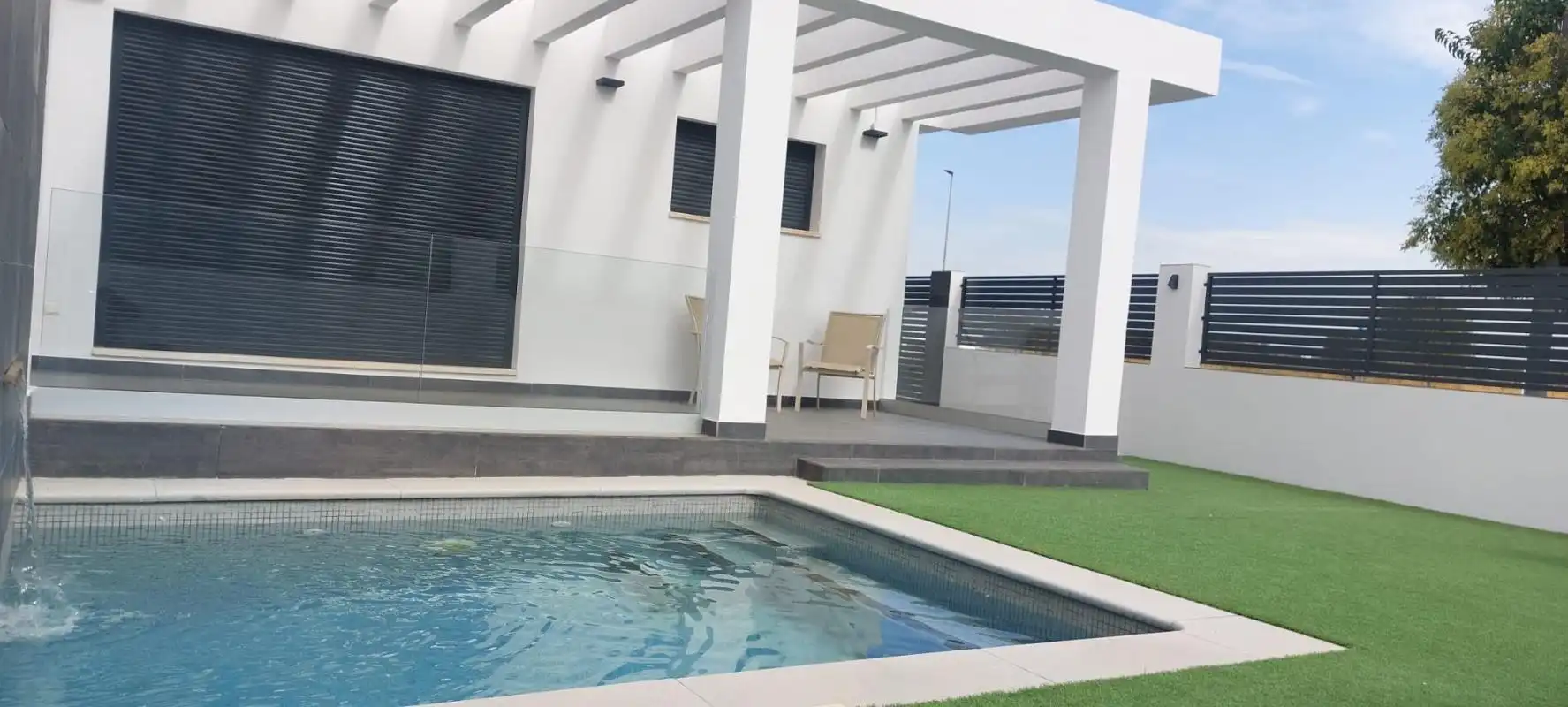 Swimming pool of Houses for rent in Alhaurín de la Torre  with Air Conditioner, Heating and Private garden