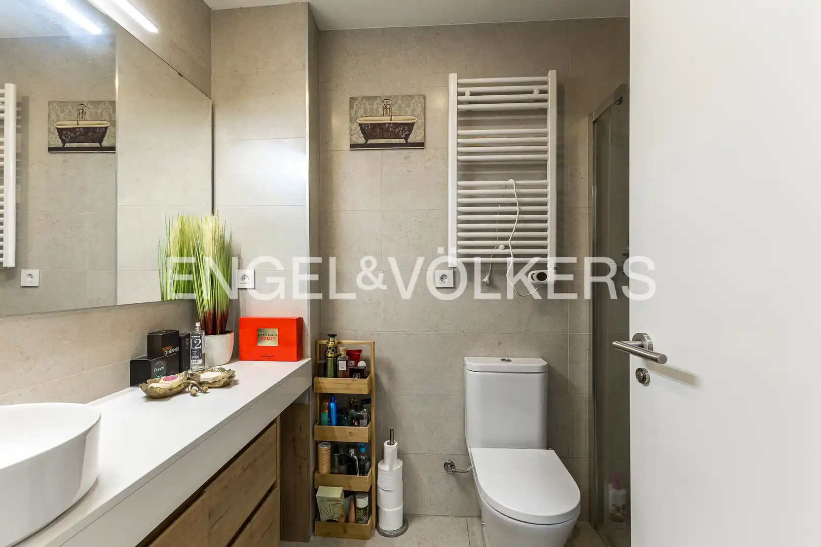 Bathroom of Apartments for sale in Pallejà  with Air Conditioner, Heating and Terrace