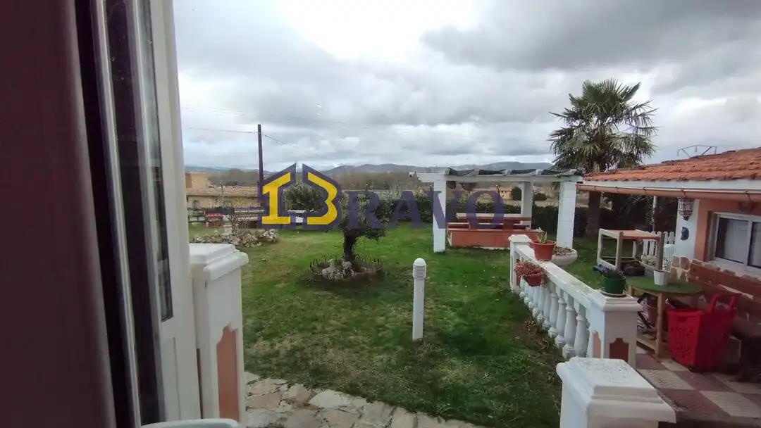 Chalet con jardín en venta en Villarcayo de Merindad de Castilla la Vieja, imagen 23