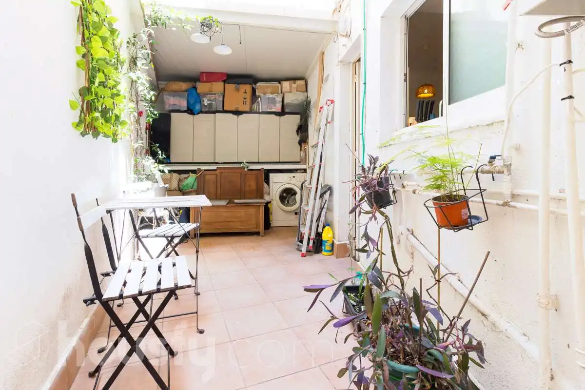 Terrasse von Erdgeschoss zum Verkauf in Barcelona mit Heizung, Parkett und Terrasse
