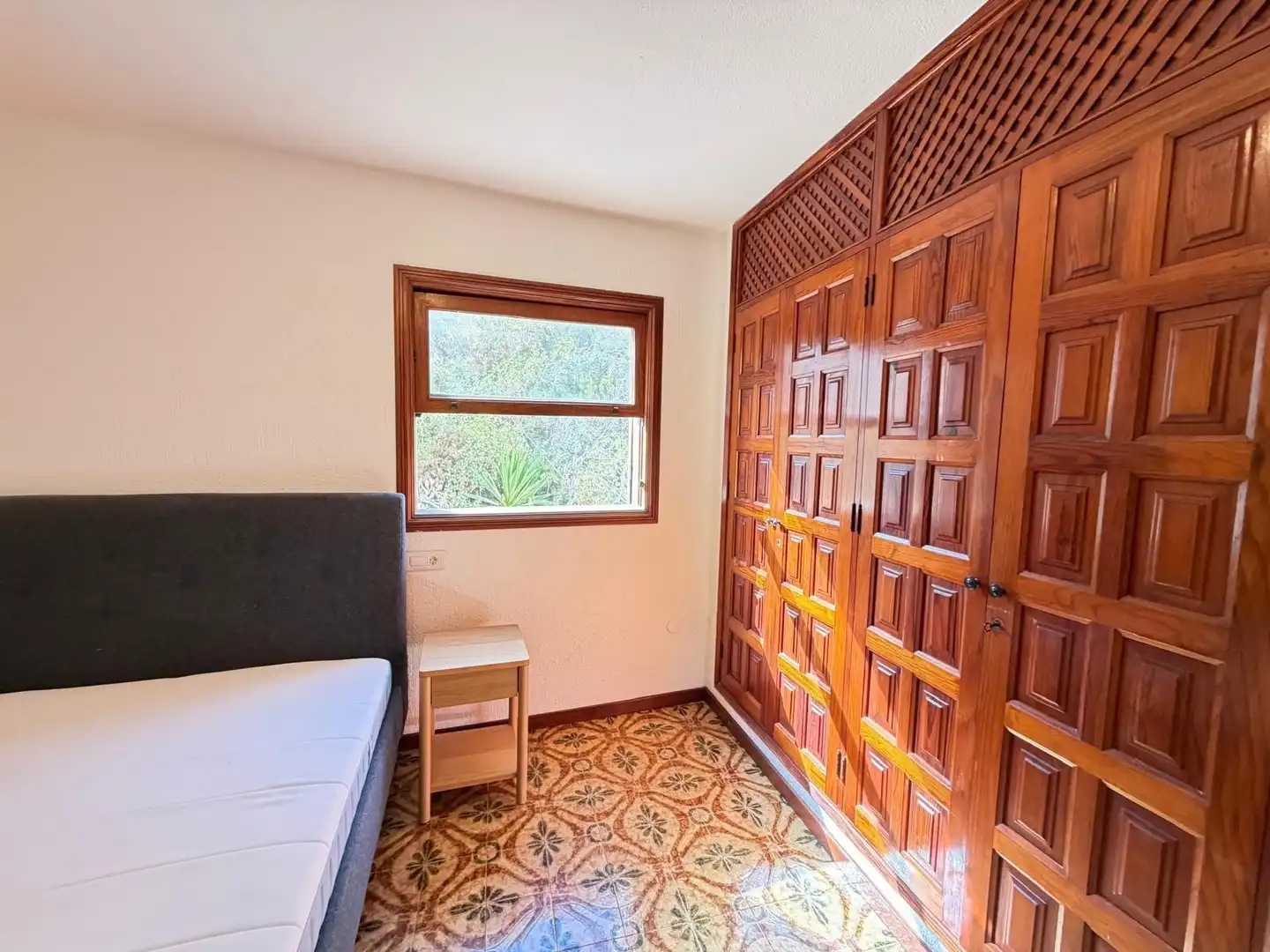 Dormitori de Apartament en venda en Icod de los Vinos amb Terrassa i Moblat
