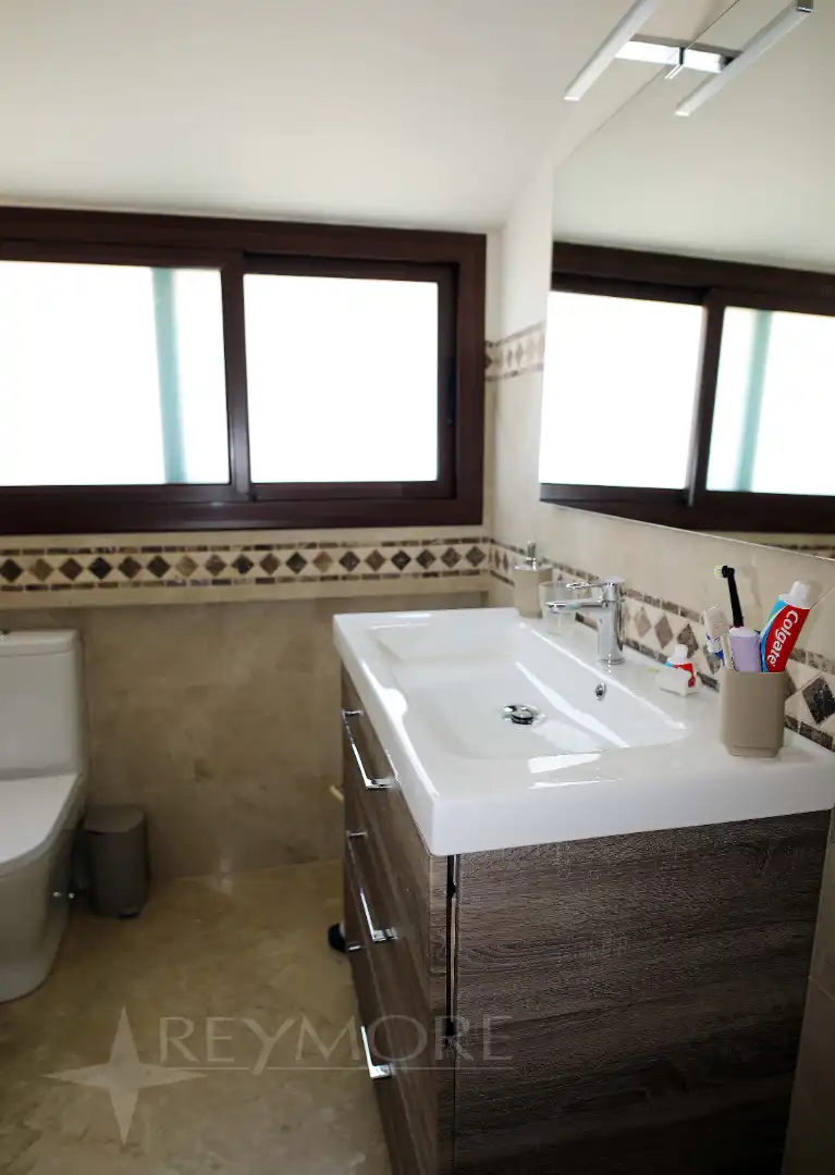 Baño de Casa o chalet en venta en Córdoba con Aire acondicionado, Calefacción y Jardín privado