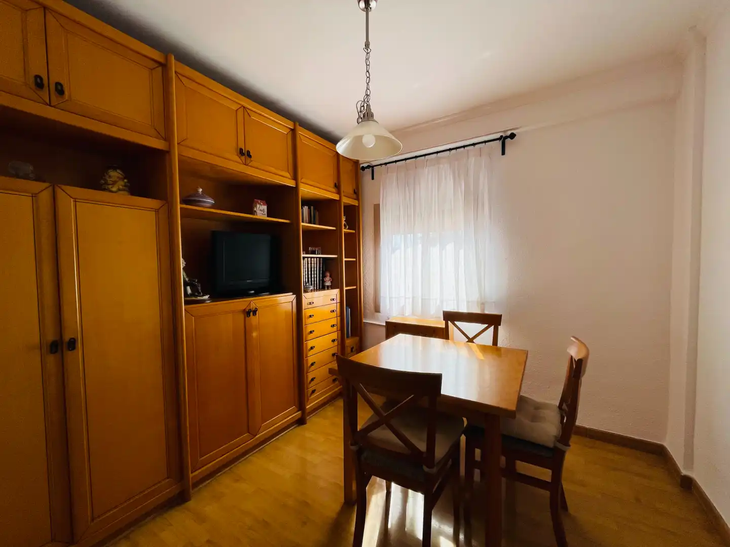Piso en venta en Calle Cañón de Añisclo, Arrabal