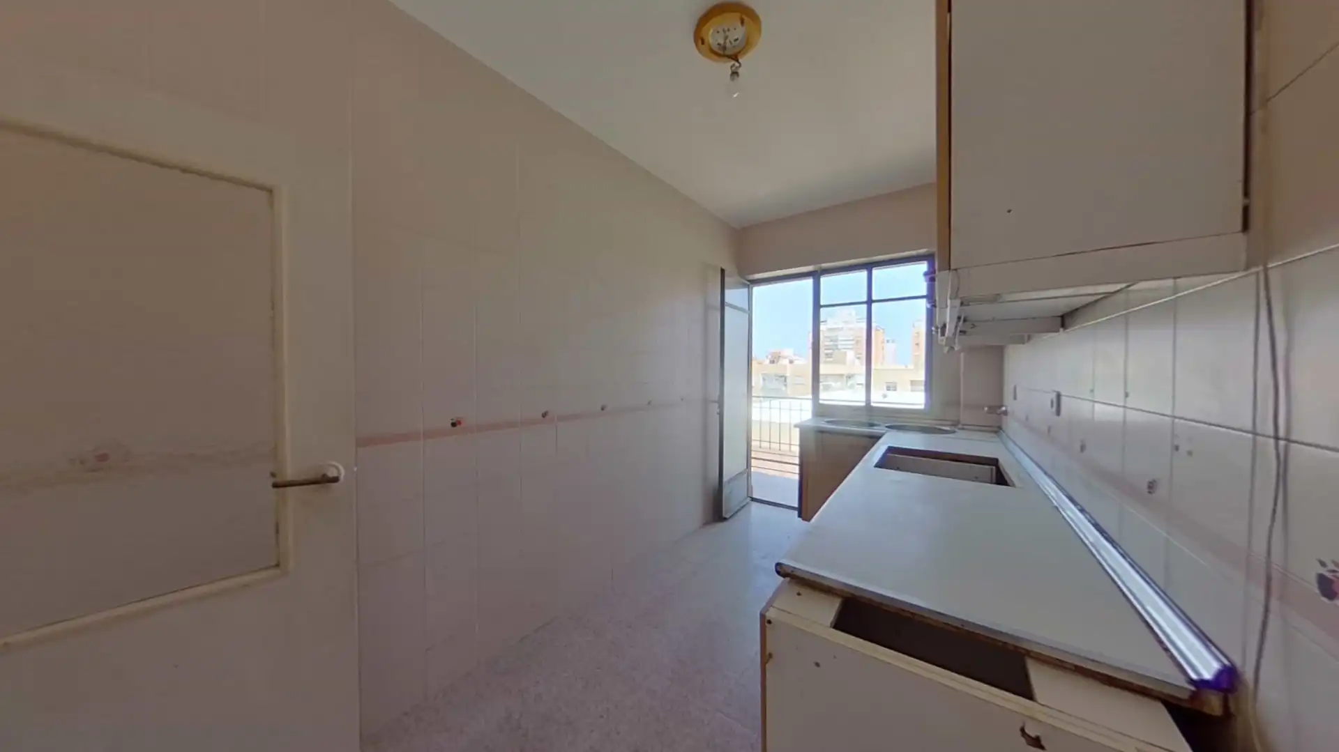 Cocina de Apartamento en venta en Almería