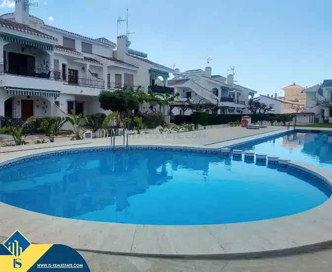 Piscina de Casa o xalet en venda en Pilar de la Horadada amb Terrassa, Moblat i Piscina comunitària