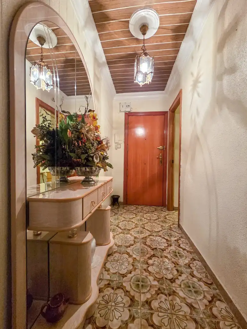Piso en venta en Zona La Ermita, imagen 3