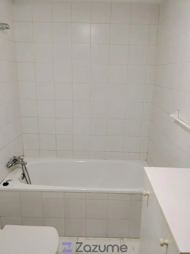 Badezimmer von Wohnungen zur Miete in Gelves mit Klimaanlage, Heizung und Abstellraum