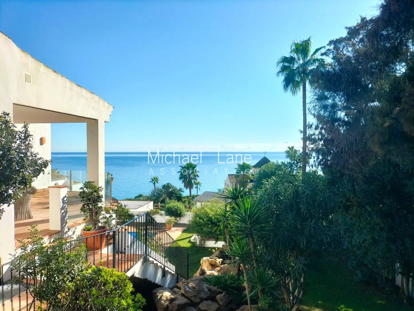 Villa mit Pool zum Verkauf in Chullera