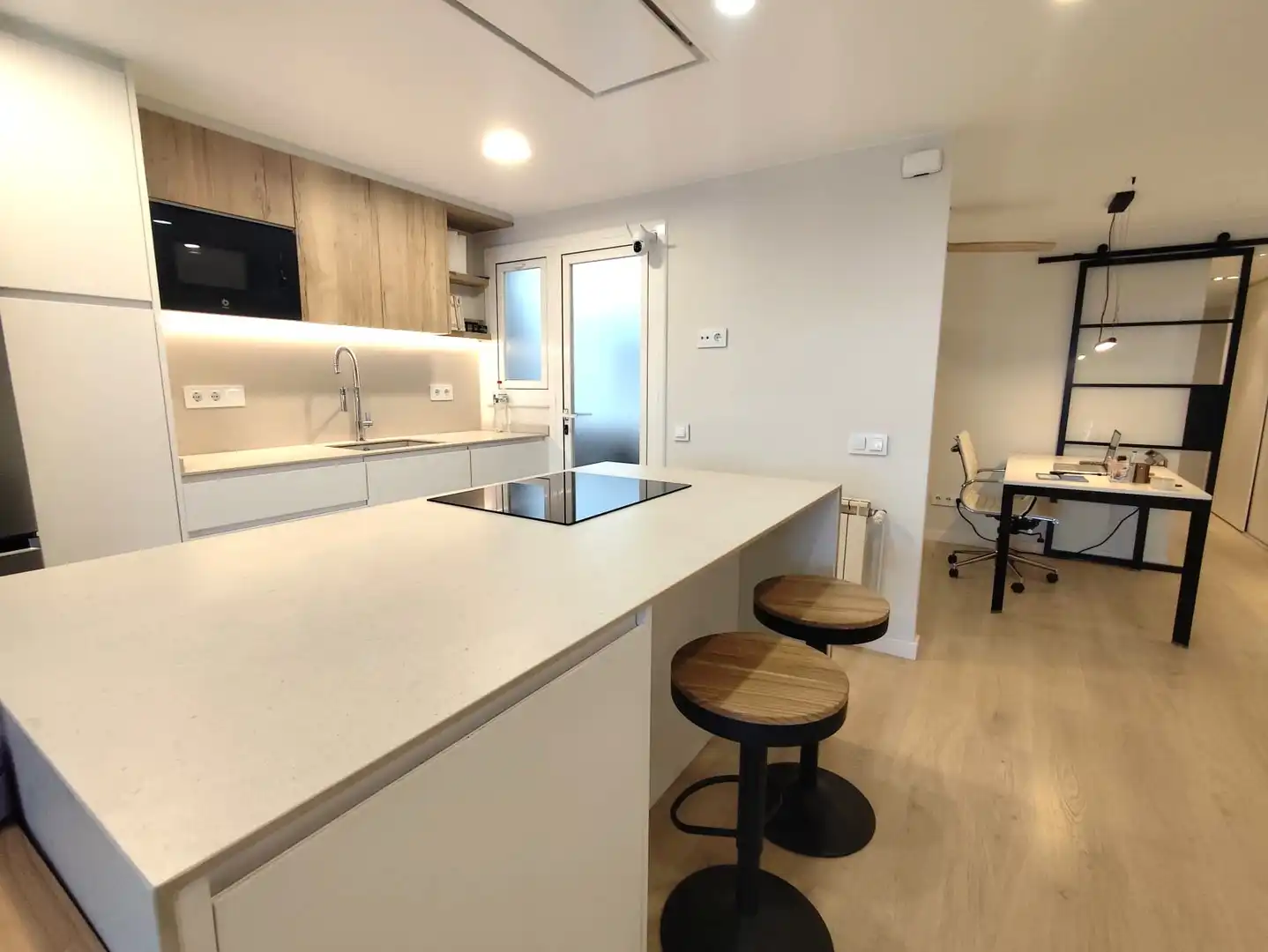 Kitchen of Attic for sale in Terrassa  with Air Conditioner, Heating and Parquet flooring