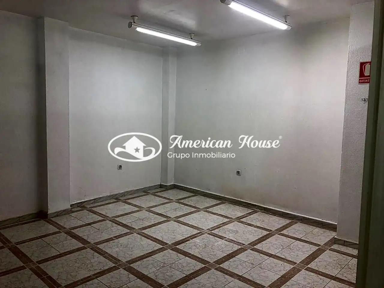 Business premises for sale in Núcleo urbano, imagen 3
