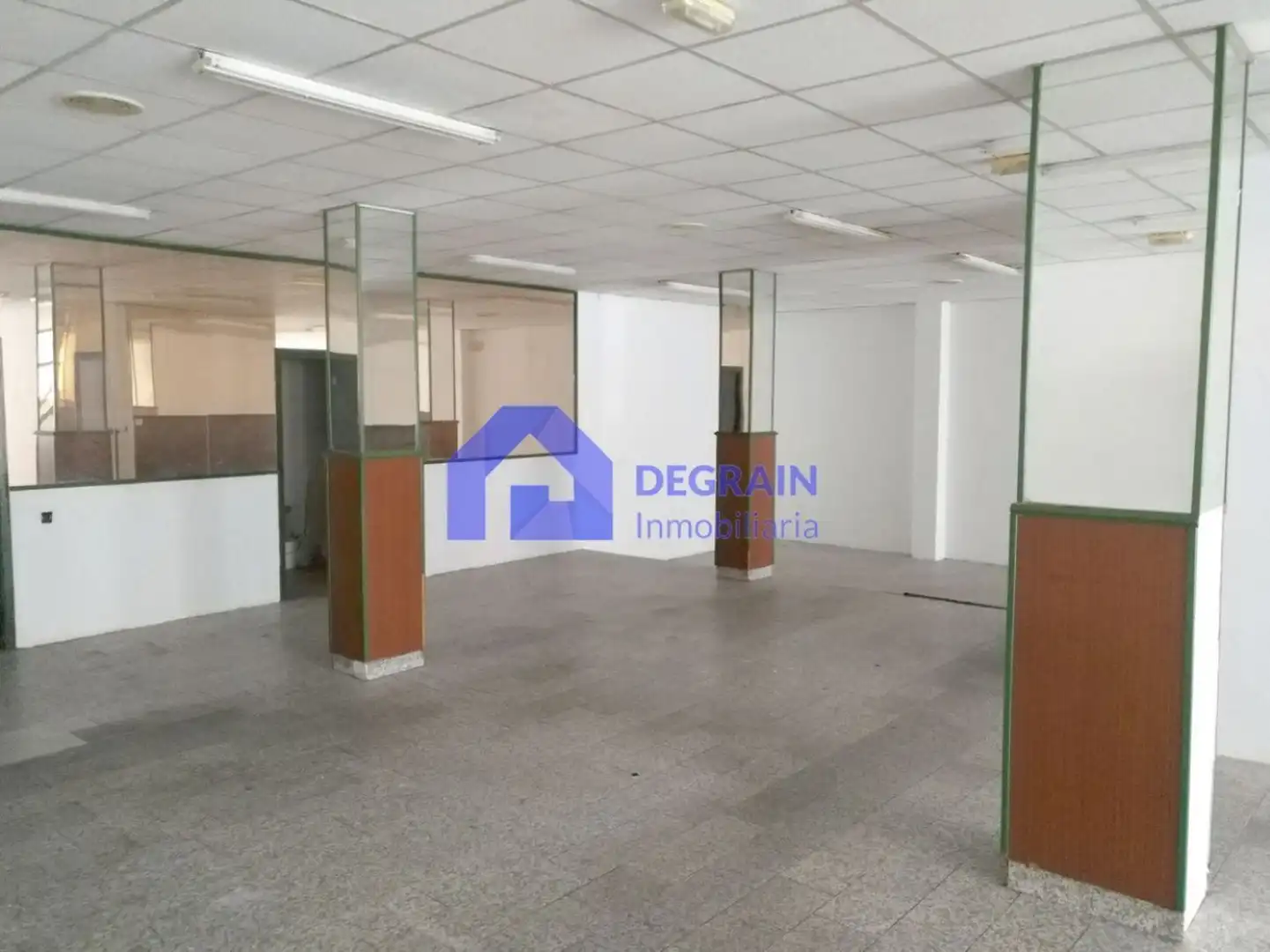 Local de lloguer en Sur
