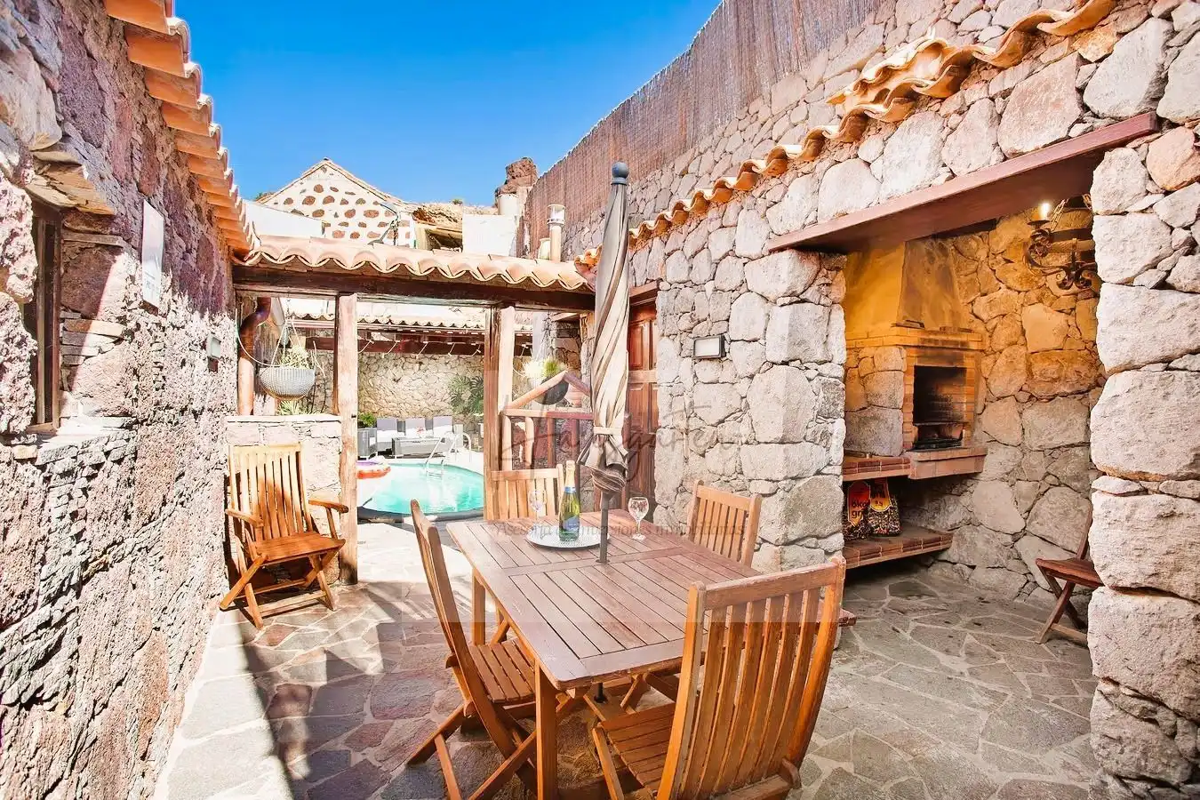 Terraza de Finca rústica en venta en Tejeda con Aire acondicionado y Piscina