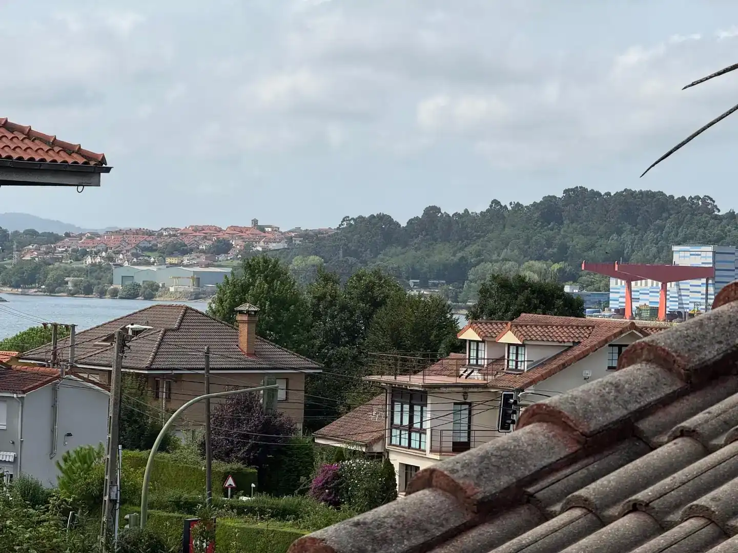 Vista exterior de Casa o xalet de lloguer en Marina de Cudeyo
