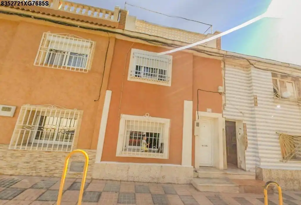 Vista exterior de Casa adosada en venda en Cartagena