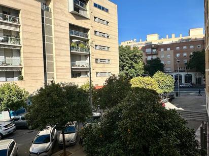 Exterior view of Flat to rent in  Sevilla Capital  with Air Conditioner, Heating and Parquet flooring