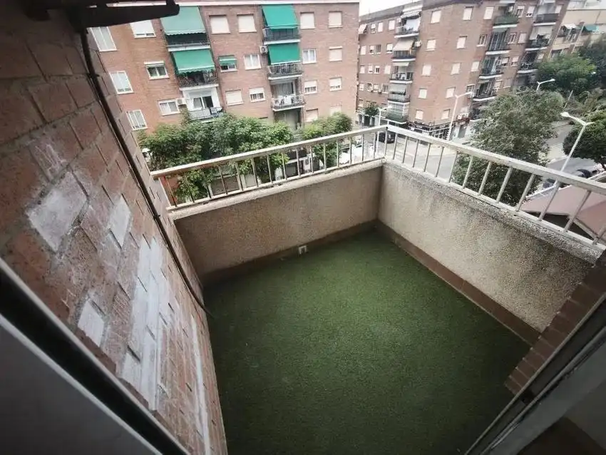 Flat for sale in Calle ENRIC VALOR, País Valencià