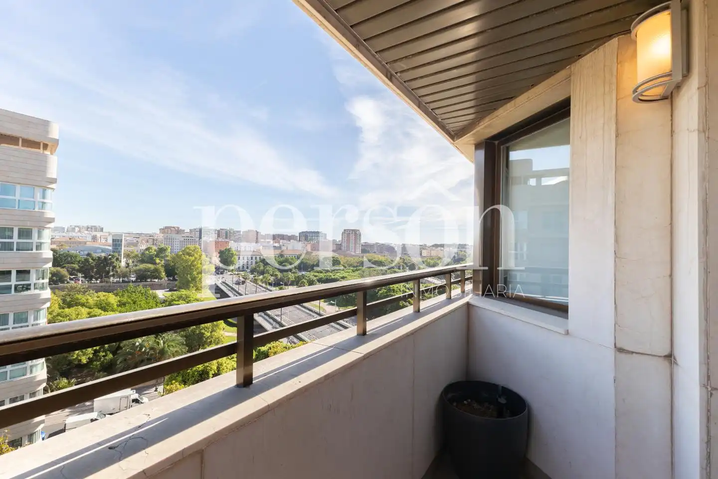 Penthouse with terrace to rent in L'Eixample, imagen 8