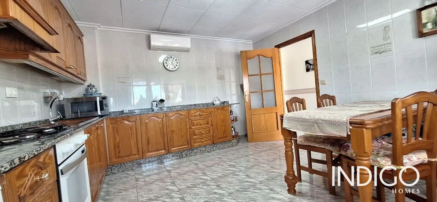 Cocina de Casa o chalet en venta en Elche / Elx con Aire acondicionado, Calefacción y Terraza