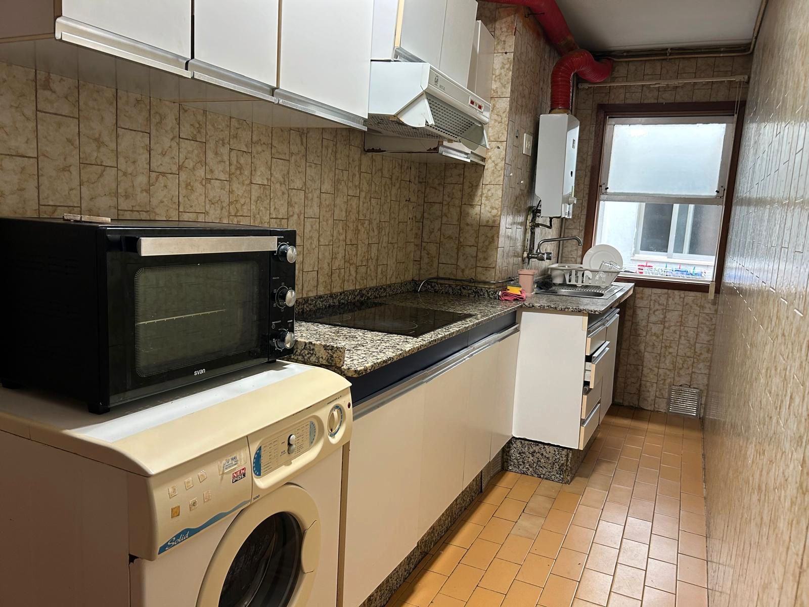 Kitchen of Flat to rent in Santiago de Compostela   with Heating and Furnished