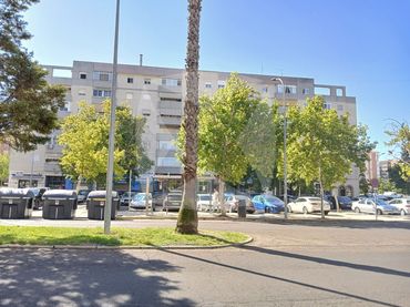 Appartement avec ascenseur à louer à Avenida Jose María Alcaraz y Alenda