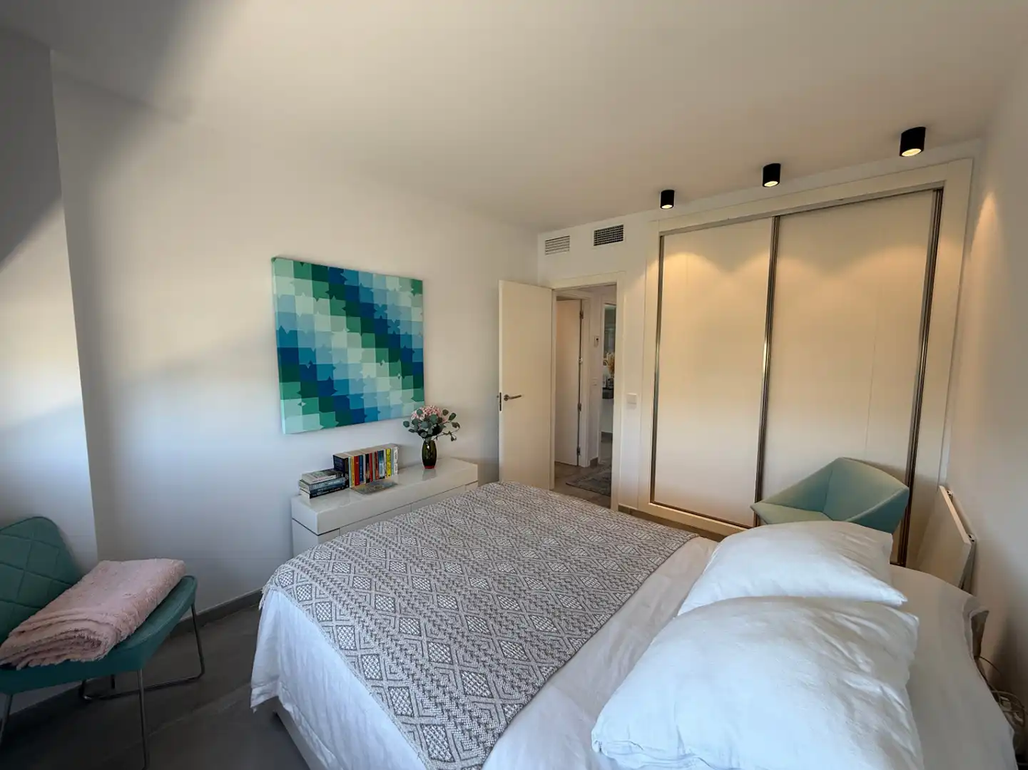 Bedroom of Houses for sale in Santa Eulària des Riu  with Air Conditioner, Heating and Terrace