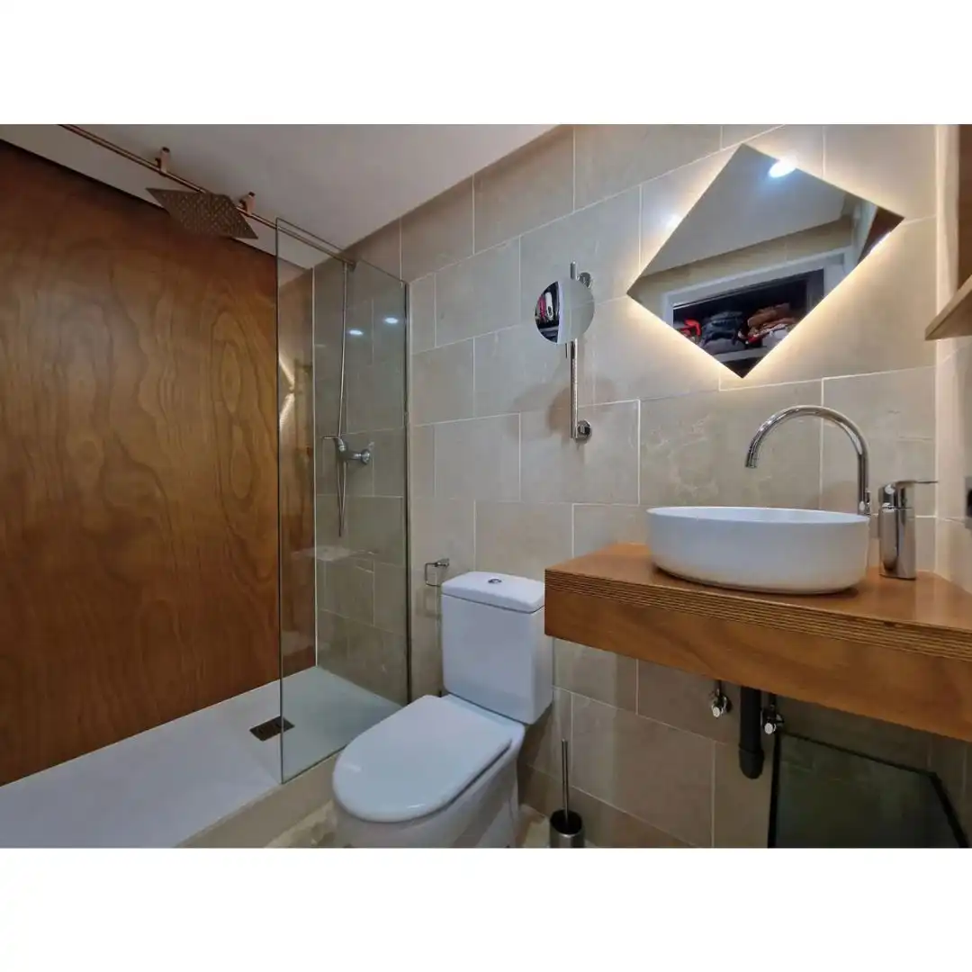 Badezimmer von Wohnungen zum Verkauf in Dénia mit Klimaanlage, Heizung und Privatgarten