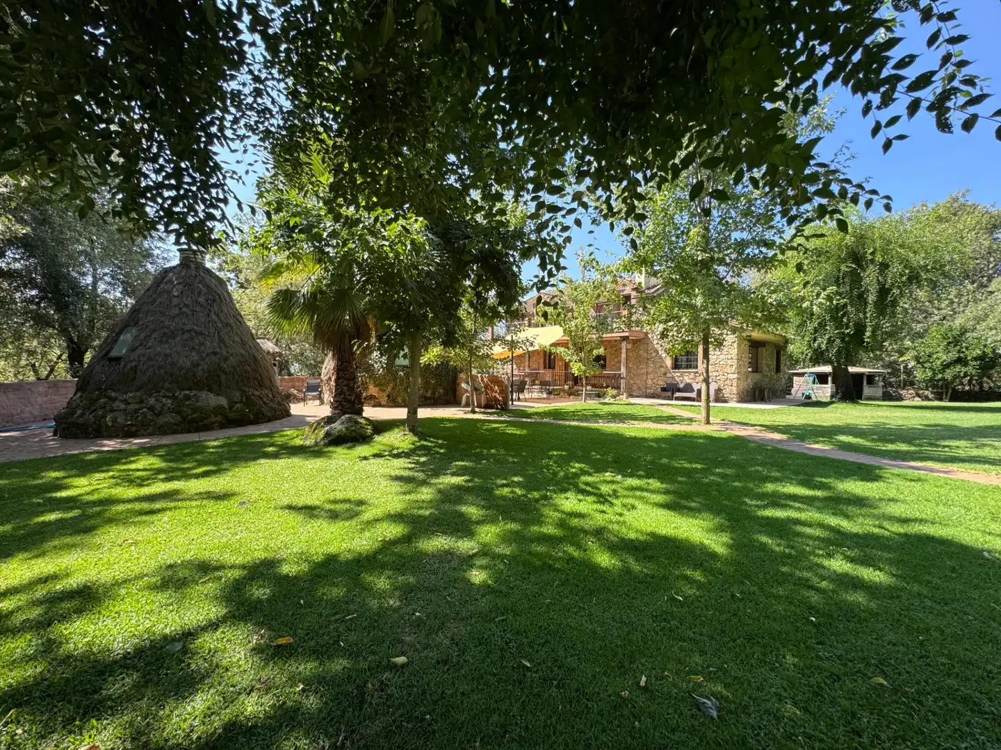 Jardí de Casa o xalet en venda en Candeleda amb Aire condicionat, Calefacció i Jardí privat