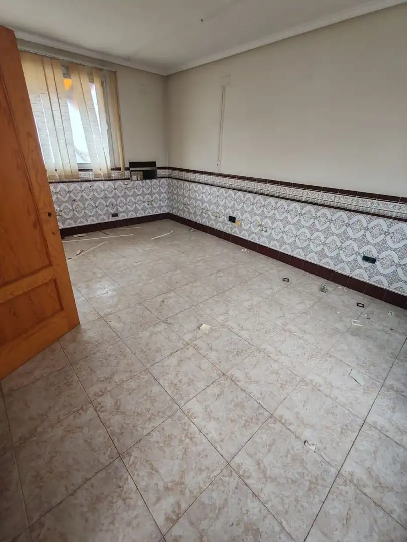 Local en venta en Fuensalida