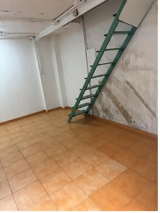 Geschaftsraum zur Miete in Valencia