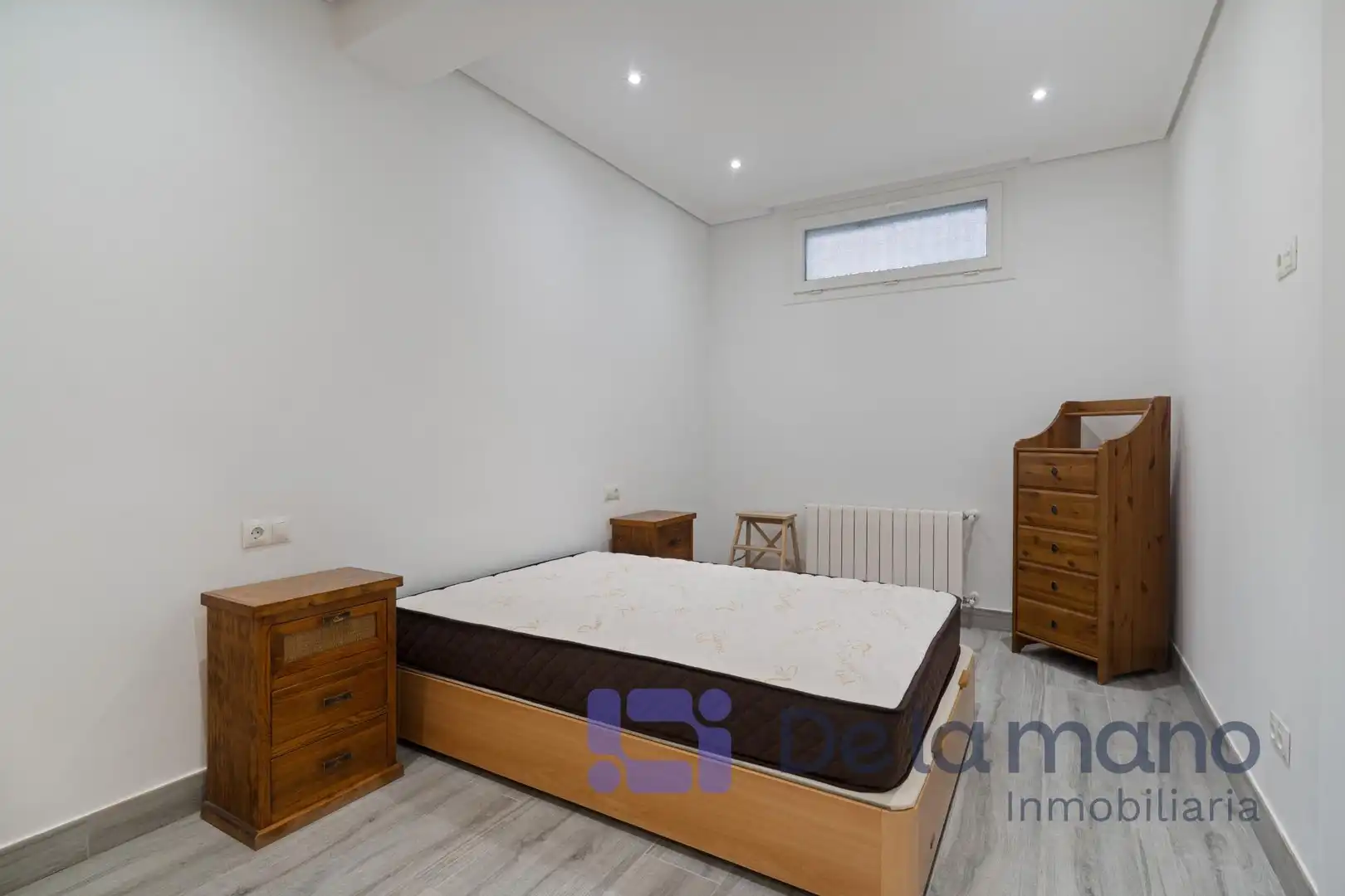 Erdgeschoss zur Miete in  Madrid Capital mit Heizung und Möbliert