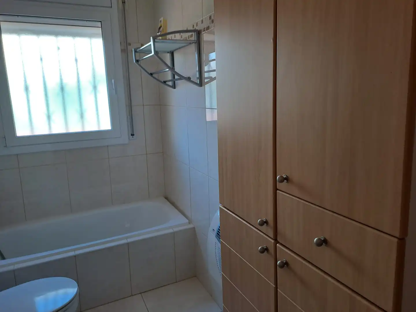 Badezimmer von Haus oder Chalet zum Verkauf in Cunit mit Klimaanlage, Privatgarten und Terrasse