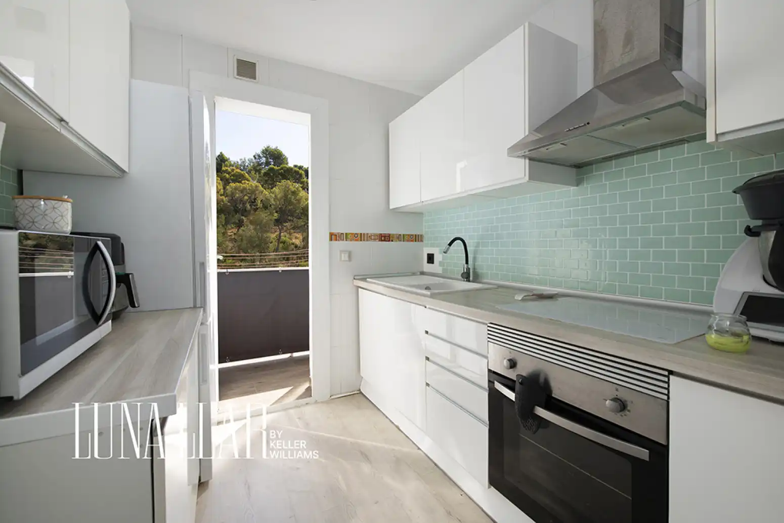 Kitchen of Attic for sale in Castelldefels  with Air Conditioner and Terrace