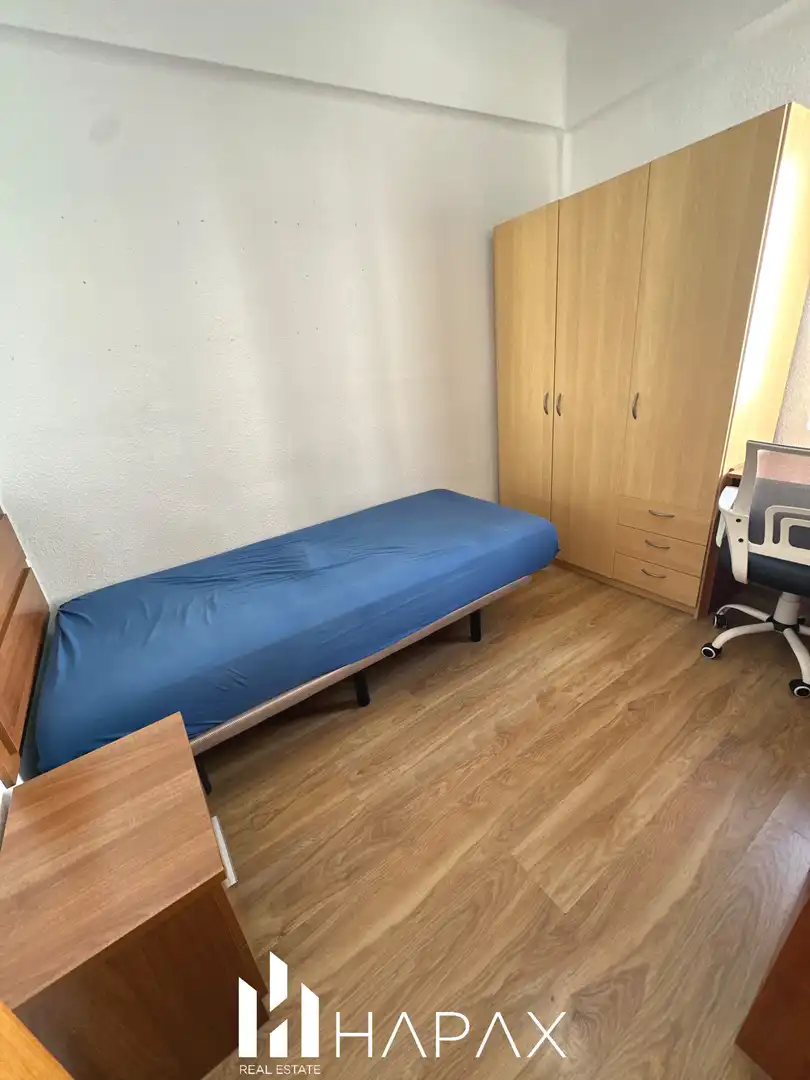 Bedroom of Flat for sale in Salamanca  with Heating and Balcony
