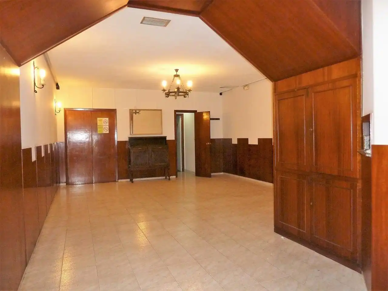Business premises to rent in Rúa Julio Rodríguez Yordi, imagen 2