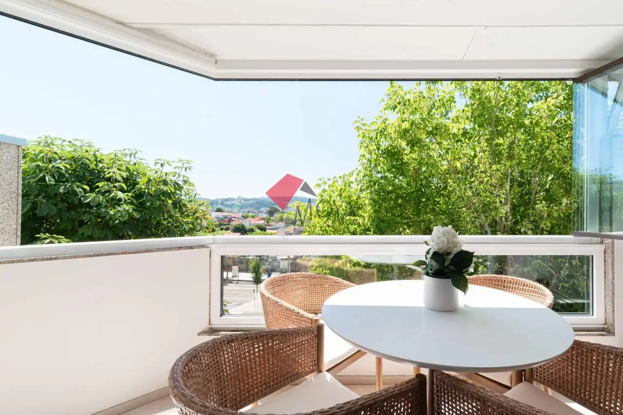 Terrasse von Wohnung zum Verkauf in Vigo  mit Heizung, Parkett und Abstellraum