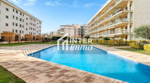 Foto 2 de Piso en venta en Carrer de Joranot Martorell, 25, Salatar, Roses