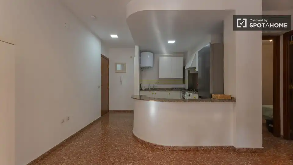 Kitchen of Flat for rent in Valencia  with Air Conditioner, Heating and Furnished