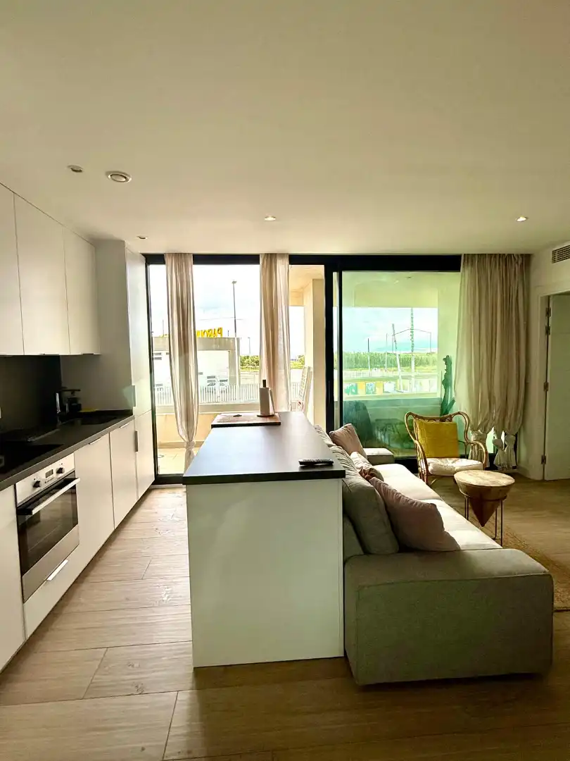 Apartament amb piscina en venda a Calle Cigüeña Blanca