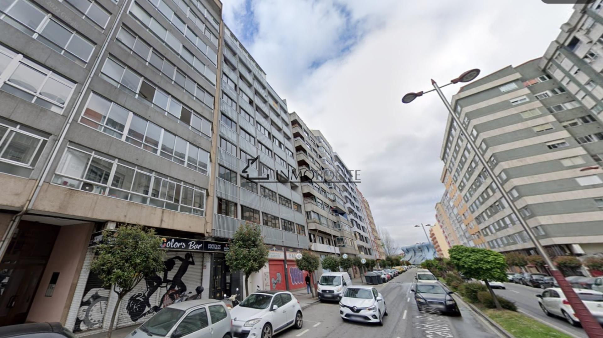 Vista exterior de Pis en venda en Vigo 