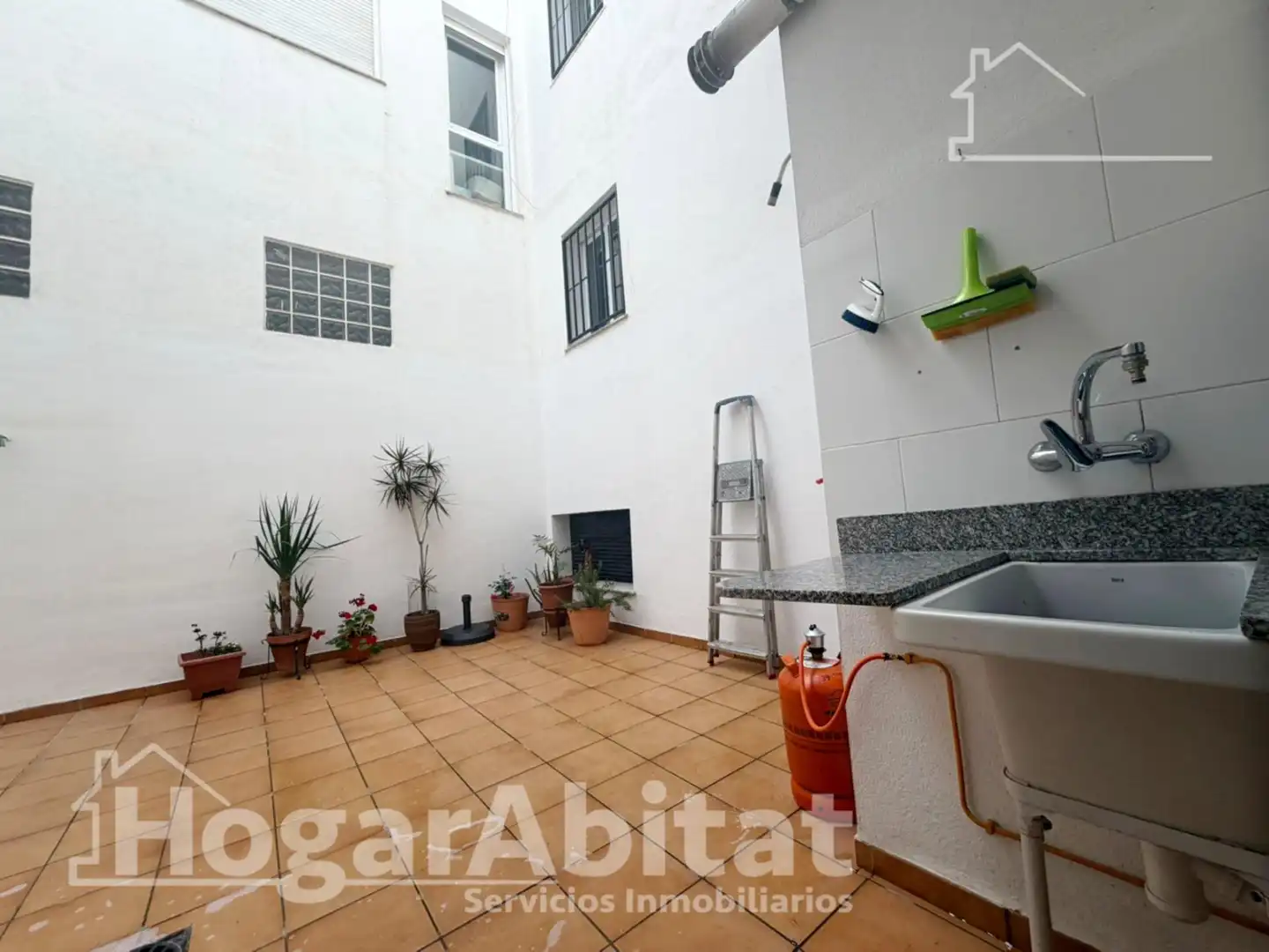 Jardín de Piso en venta en Benaguasil con Aire acondicionado, Calefacción y Terraza