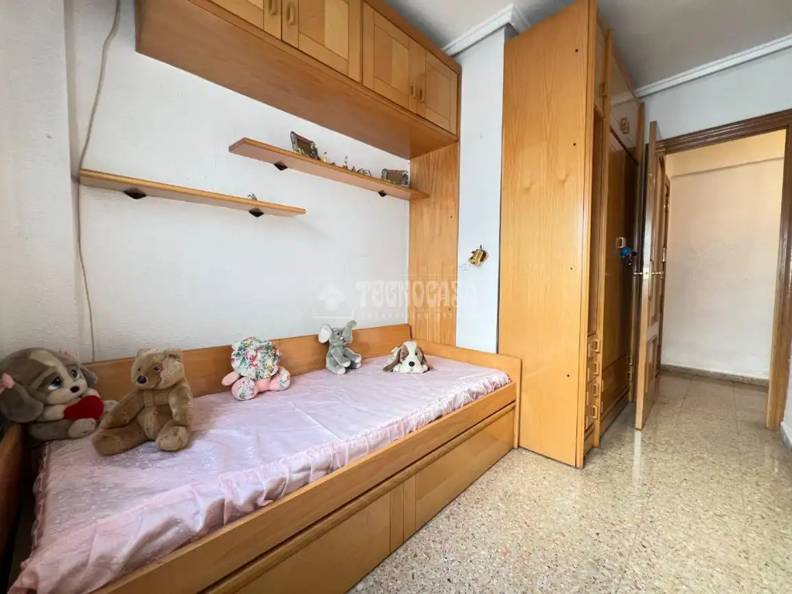 Habitación de Piso en venta en Xirivella con Aire acondicionado y Terraza