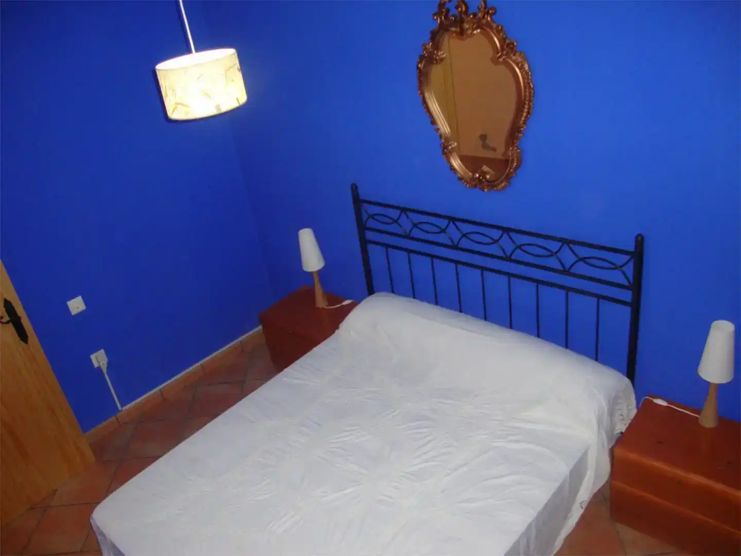 Dormitori de Casa adosada de lloguer en La Codosera amb Jardí privat, Piscina i Moblat