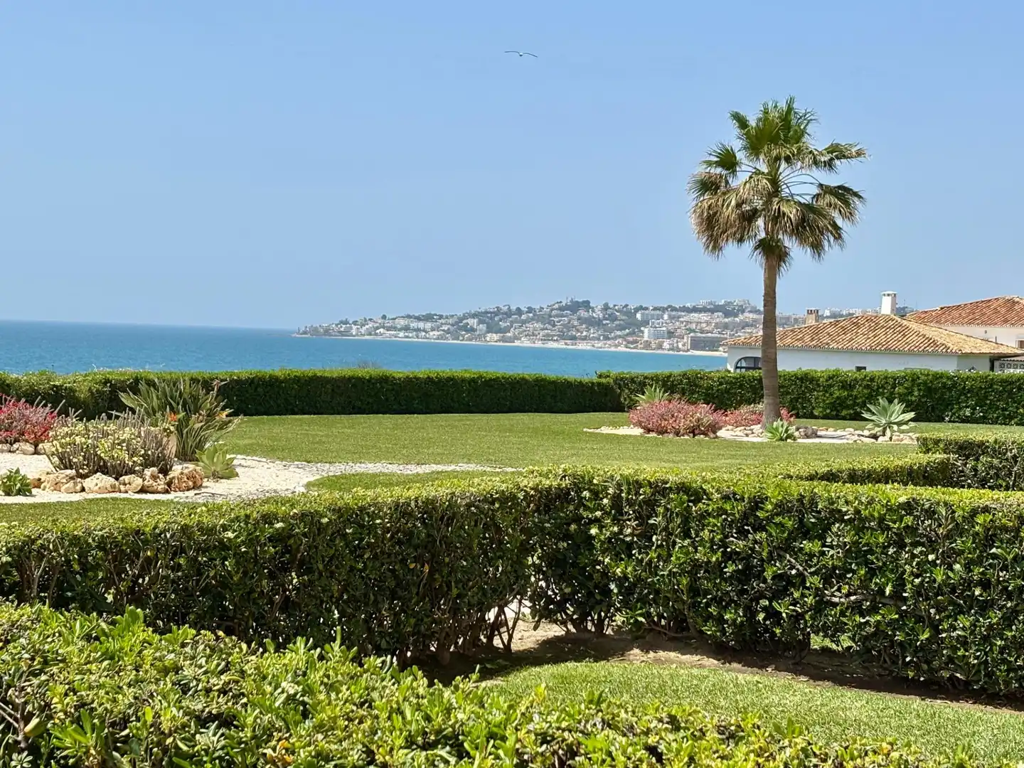 Apartamento en venta en Calle NOGAL-COSMOPOLIS, El Faro de Calaburra - Chaparral