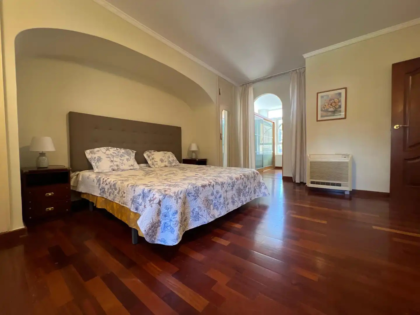 Habitación de Casa o chalet en venta en Benidorm con Aire acondicionado, Jardín privado y Piscina