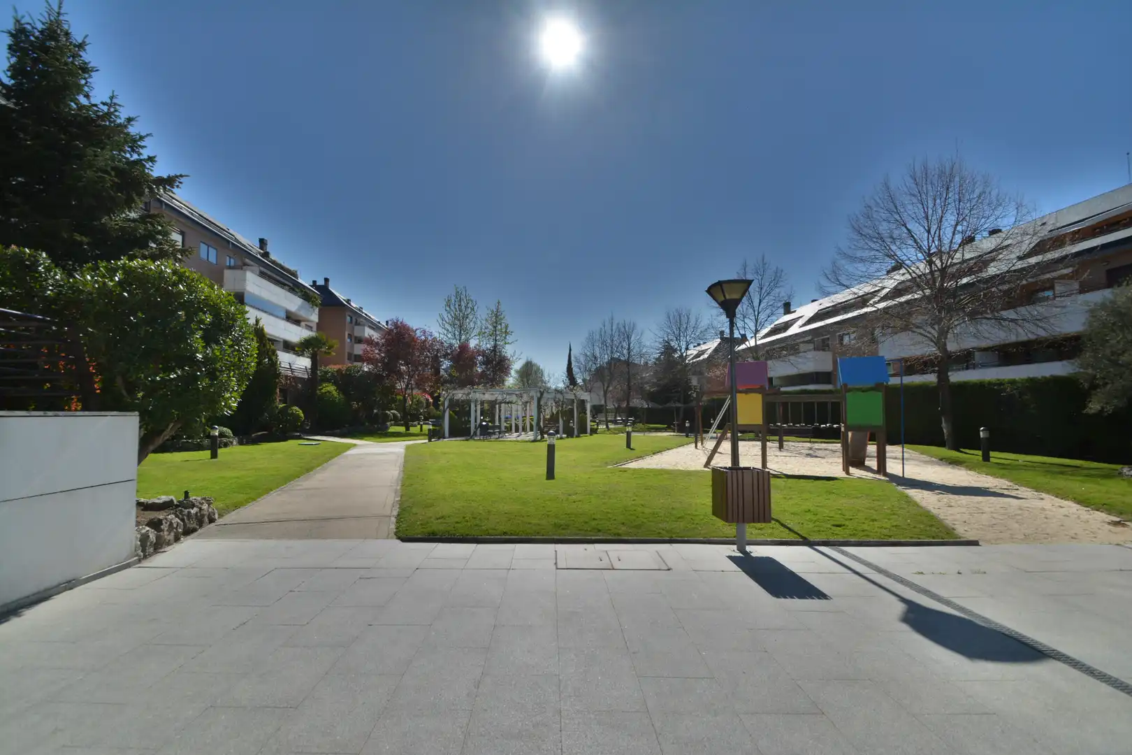 Jardí de Pis de lloguer en Majadahonda amb Aire condicionat, Calefacció i Terrassa