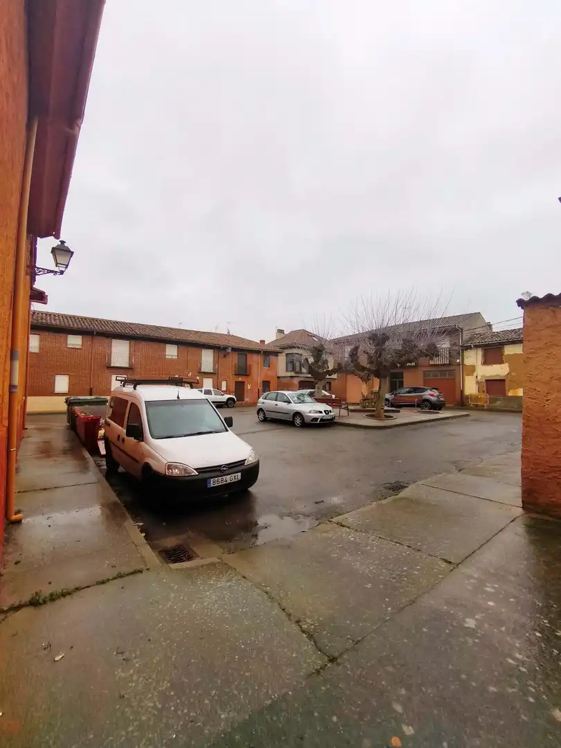Parking de Edificio en venta en Mansilla de las Mulas