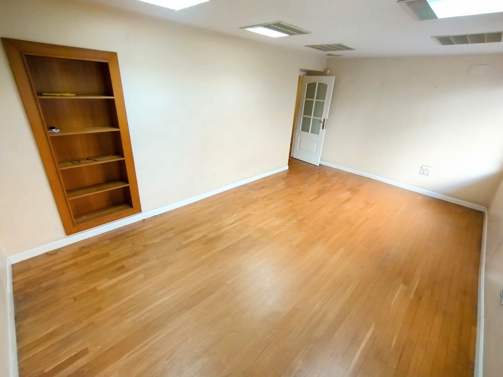 Office for sale in  Murcia Capital  with Air Conditioner and Heating