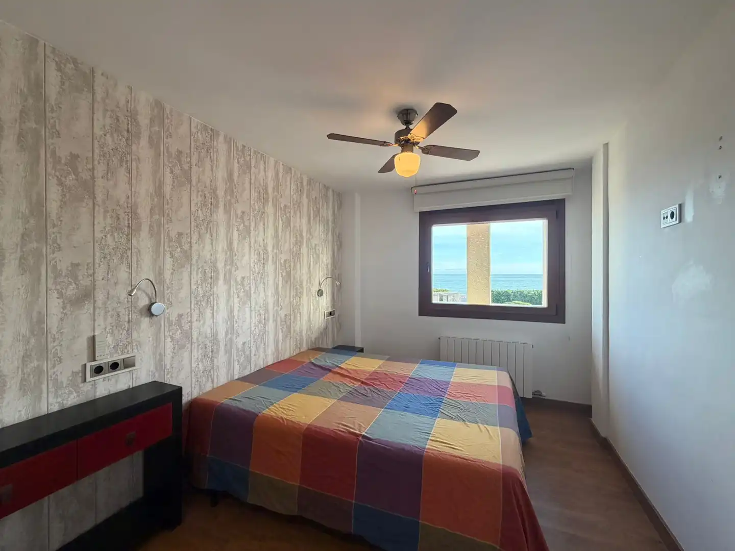Schlafzimmer von Wohnung zur Miete in Gavà mit Heizung, Parkett und Terrasse